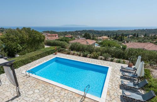 Karavados Villa | Trapezaki Garden Villas