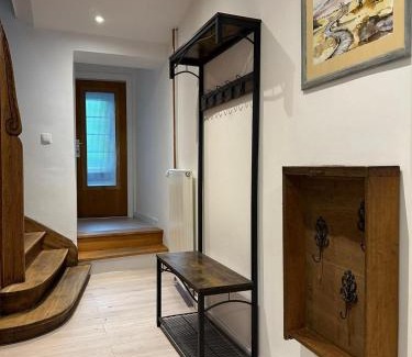 Ulmen House | Trappe's Maar-Häuschen