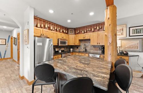 Keystone Apartment | Trappers Crossing 8780 by Summit County Mountain Retreats