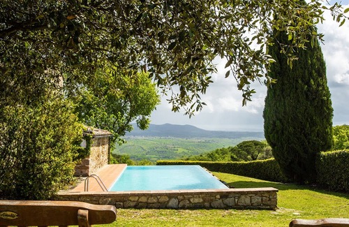 Castelnuovo Berardenga Cottage | Traumblick in die Toskana vom Landhaus mit Pool auf Hügel zw. Siena u. Florenz