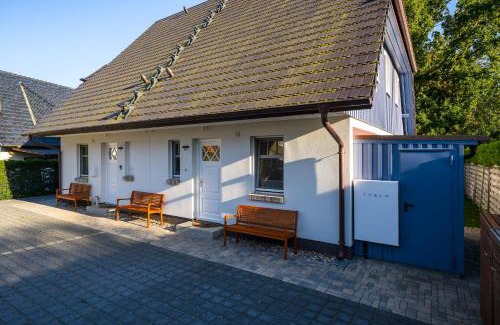 Ostseebad Prerow House | Traumhaus Auri in Prerow Ostsee auf dem Darß mit Kamin und Sauna und Garten