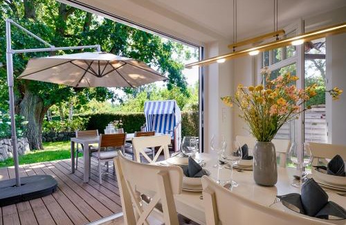 Ostseebad Prerow House | Traumhaus Auri in Prerow Ostsee auf dem Darß mit Kamin und Sauna und Garten