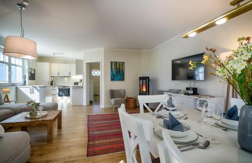 Ostseebad Prerow House | Traumhaus Auri in Prerow Ostsee auf dem Darß mit Kamin und Sauna und Garten