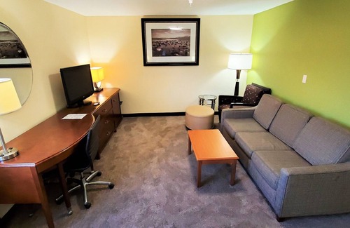 Miner Hotel | Travel Inn & Suites - Sikeston/Miner (i-55 Exit-67)