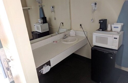 Clovis Hotel | Travelodge by Wyndham Clovis