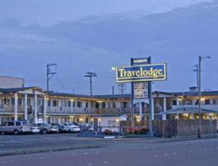 Downtown Hotel | Travelodge by Wyndham Eureka
