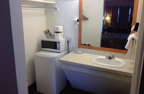 Moose Jaw Hotel | Travelodge by Wyndham Moose Jaw
