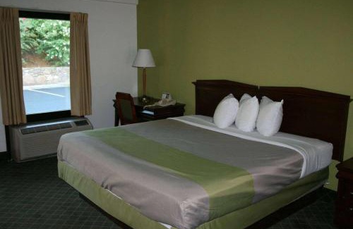 Roanoke Hotel | Travelodge by Wyndham Roanoke