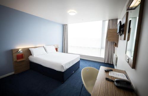 Annacotty Hotel | Travelodge Limerick Castletroy