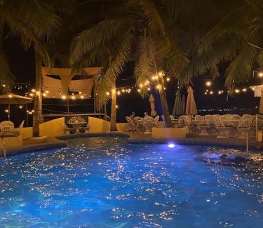 Barretto Hotel | Treasure Island Beach Resort