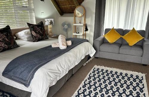 Saint Francis Bay House | Tree Aloe Guest house