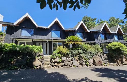 Namwon House | Tree Story Pension