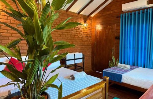 Sigiriya Villa | Tree Top View Tree House