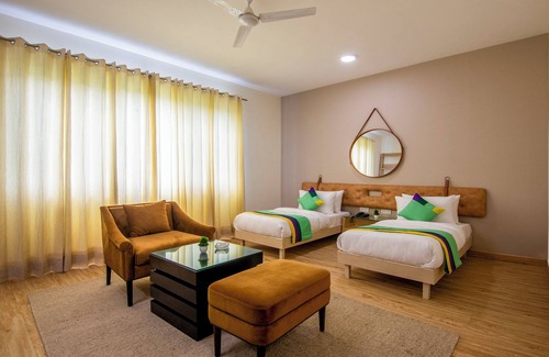 DLF Phase 5 Hotel | Treebo Jass Hospitality Services - Sec 53