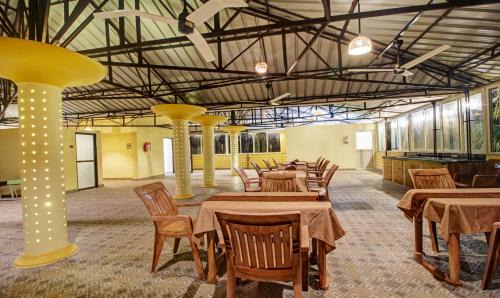 Cana Hotel | Treebo Majestic Palms, 2 Km From Colva Beach