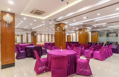 Tonk Road Hotel | Treebo Premium Vinnie - Near Airport