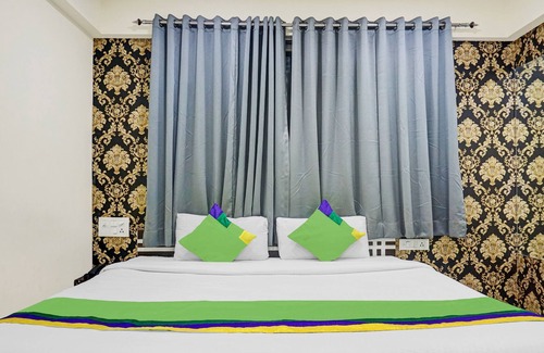 Pimpri - Chinchwad Hotel | Treebo Trend Emerald Tree Chakan