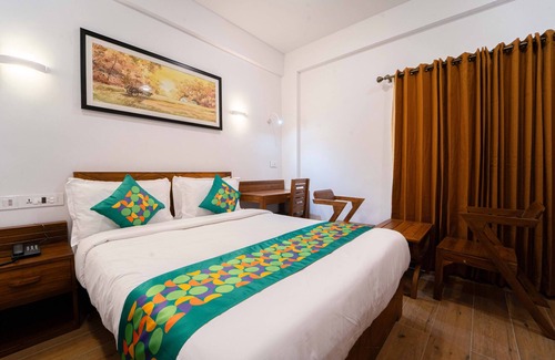 Thiruvananthapuram Hotel | Treebo West Fort Divine – Near Padmanabhaswamy Temple