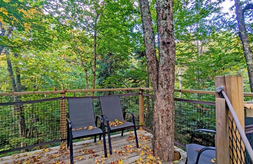 Saint-Faustin-Lac-Carre House | Treehouse #12 (in the forest)