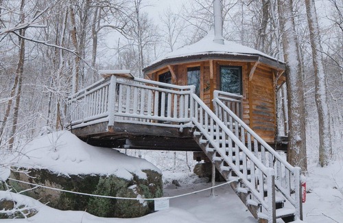 Saint-Faustin-Lac-Carre House | Treehouse #9 | The Yurt