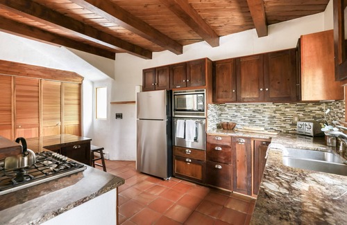 Breckenridge Cabin | Treehouse by AvantStay | Secluded Mountain Cabin w/Views, Hot Tub & Treehouse!