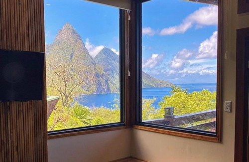 Soufriere Villa | Treehouse Hideaway Villa II -Million Dollar Piton and Ocean Views