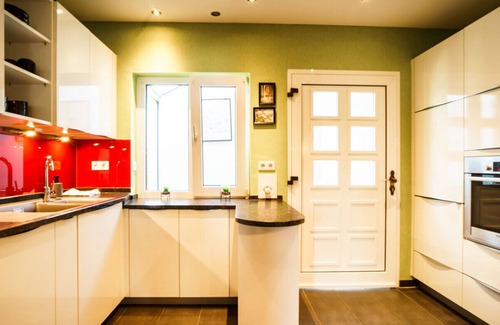 Mettingen House | Treehouse I 7 Zimmer I TV I Fun