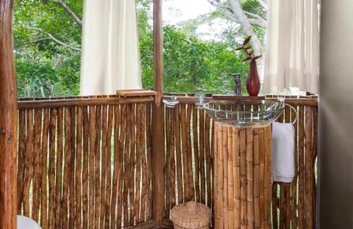 Saquena Cabin | Treehouse Lodge