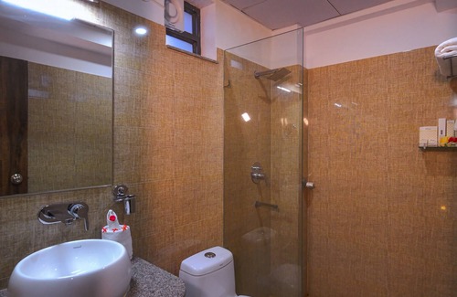 Viramgam Hotel | TreeHouse Morina