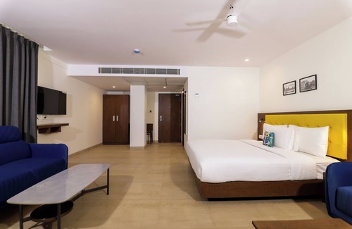 Hubli Hotel | TreeHouse Vedanta Pride