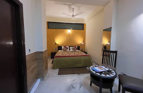 Budhni Resort | TreeHouseNarmade A Riverfront Resort Spa