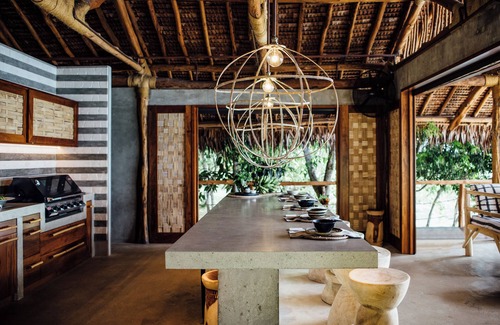 Port-Havannah Cabin | Trees and Fishes Private Retreat