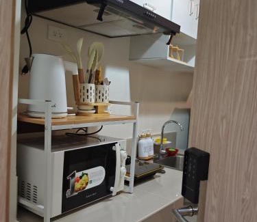 Novaliches Apartment | Trees Residence - The Pristine Staycation Suite