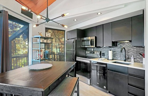 Village of Four Seasons Cabin | Treetop, 2 pools, dock, hot tub!