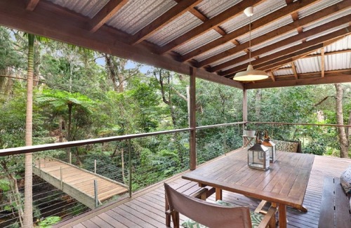 Pearl Beach House | Treetops Lodge @ Pearl Beach