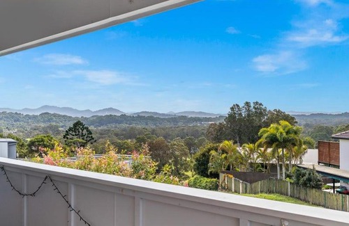 Ocean Shores House | Treetops Ocean Vista Lalirra