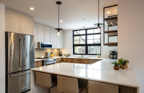 Tremblant-Les-Eaux Apartment | Tremblant Prestige - Les Eaux 215-8