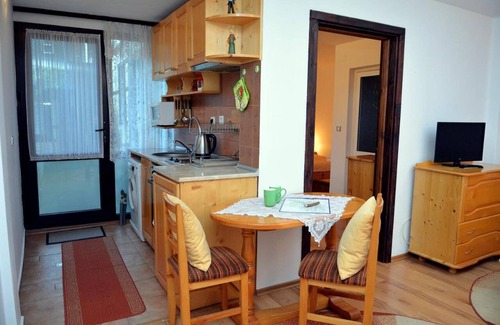 Smolyan Villa | Trenchova Guest House in Bansko, spa, sauna, 8 bed rooms
