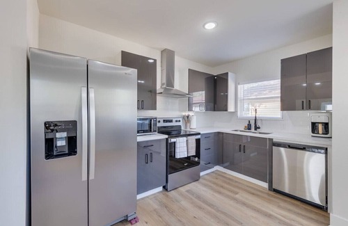 South Central Houston House | Trendy Boho Stay