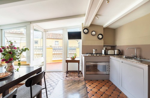 Rome City Centre Apartment | Trevi Charming Penthouse