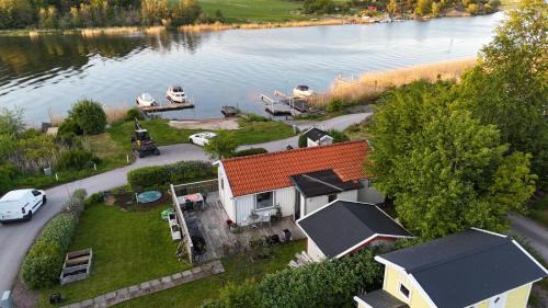 Tega Villa | Trevligt fritidshus med underbar utsikt
