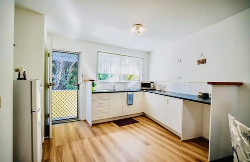 Eagle Heights House | Tri-Living with Coastal Views - Tamborine Mountain