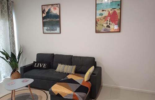 Candos Apartment | Tribeca View