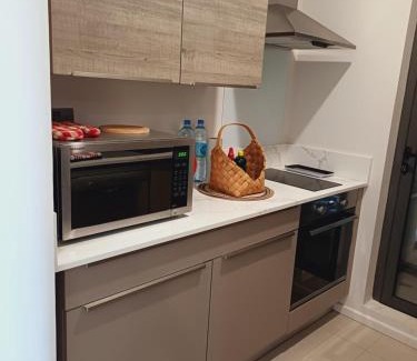 Candos Apartment | Tribeca View