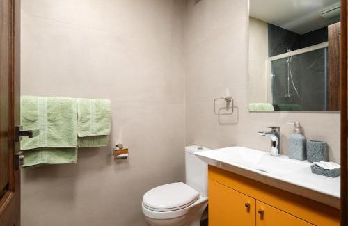 Naxxar House | Trinity house with a private rooftop pool