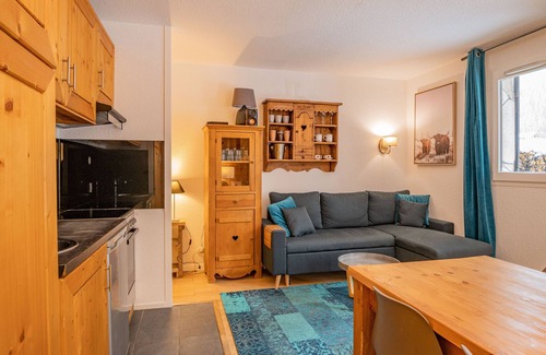 Chamonix City Centre Apartment | Triolet Jardin - an apartment that sleeps 4 guests in 1 bedroom