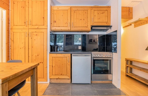 Chamonix City Centre Apartment | Triolet Jardin - an apartment that sleeps 4 guests in 1 bedroom