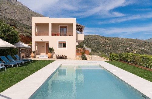 Triopetra Villa | Triopetra Luxury Villas Panagia