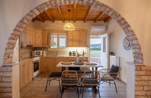 Ampelas House | Trip's House: εξοχικό σπίτι με θέα στη θάλασσα.