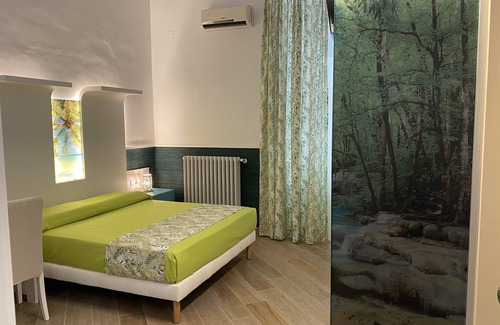 Giovinazzo Bed & Breakfast | Triple room in B&b - a stone's throw from the sea